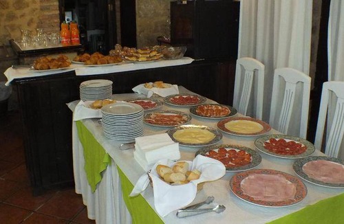 Novales Bed & Breakfast | 14 m² Bed and breakfast ∙ 10 guests