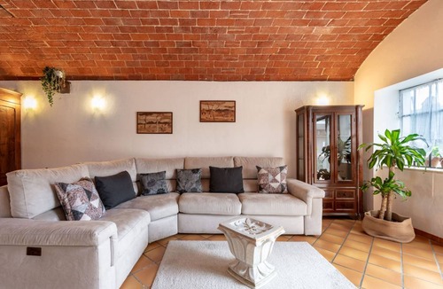 Castell'Alfero Apartment | 150 m² Apartment ∙ 1 bedroom ∙ 8 guests