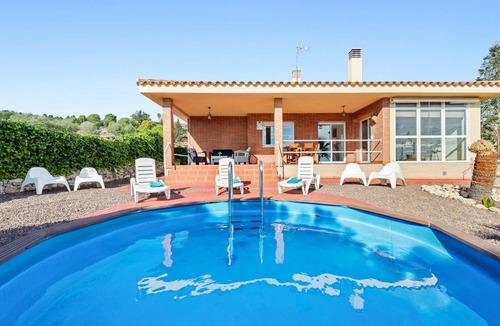 Riudecanyes House | 150 m² House ∙ 4 bedrooms ∙ 8 guests