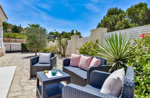 La Empedrola Villa | 150 m² Villa ∙ 3 bedrooms ∙ 6 guests