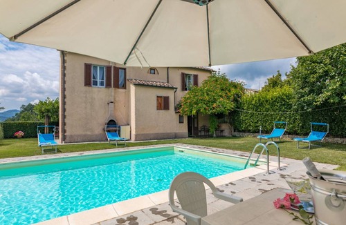 Scalvaia Villa | 160 m² Villa ∙ 5 bedrooms ∙ 8 guests