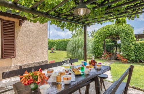 Scalvaia Villa | 160 m² Villa ∙ 5 bedrooms ∙ 8 guests