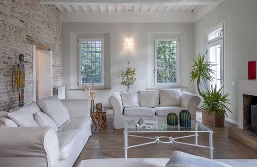 Massa Castello Villa | 168 m² Villa ∙ 4 bedrooms ∙ 8 guests