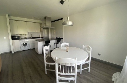 Distrito Sur Apartment | 173A Amplio apartamento moderno