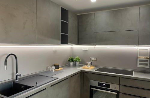 Latina Apartment | 18 Dicembre