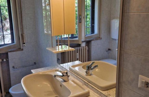 Reggio nell'Emilia Bed & Breakfast | 18 m² Bed and breakfast ∙ 3 guests