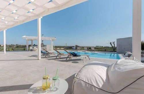 Modica Villa | 180 m² Villa ∙ 4 bedrooms ∙ 8 guests