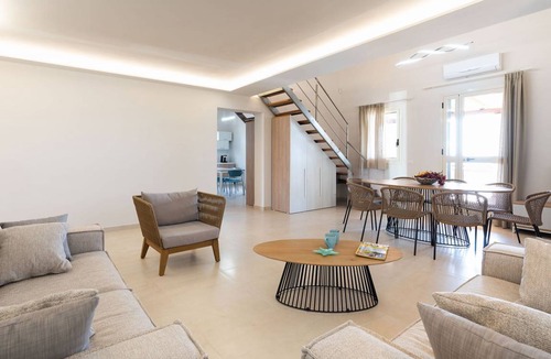 Donnalucata Villa | 180 m² Villa ∙ 5 bedrooms ∙ 10 guests