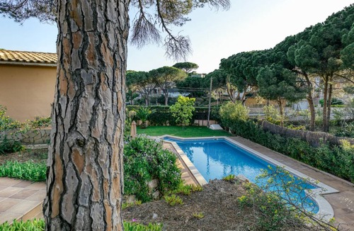 Pals Villa | 180 m² Villa ∙ 5 bedrooms ∙ 10 guests