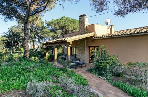 Pals Villa | 180 m² Villa ∙ 5 bedrooms ∙ 10 guests