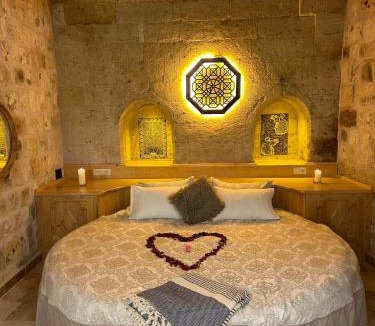 Urgup Bed & Breakfast | 1860 KADIEVİ Suites & houses