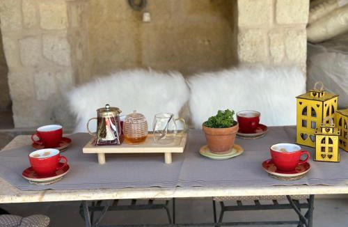 Urgup Bed & Breakfast | 1860 KADIEVİ Suites & houses