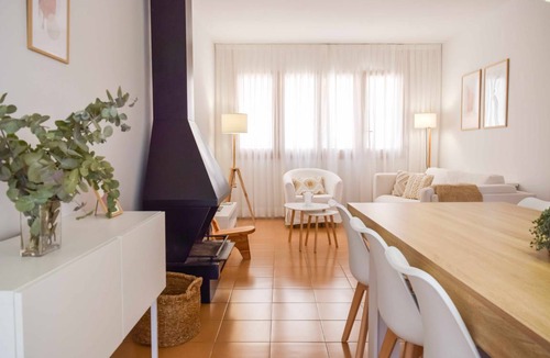 Besalu House | 187 m² House ∙ 4 bedrooms ∙ 8 guests