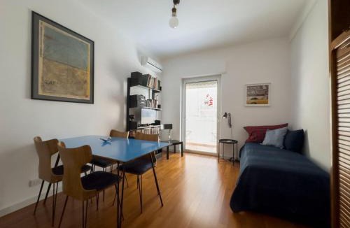Municipio 2 Apartment | 1964