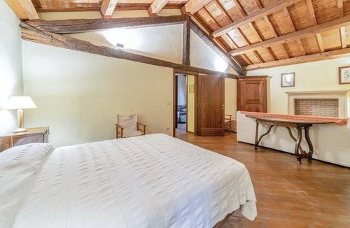 Castelgomberto Apartment | 2 bedroom accommodation in Castelgomberto -VI-
