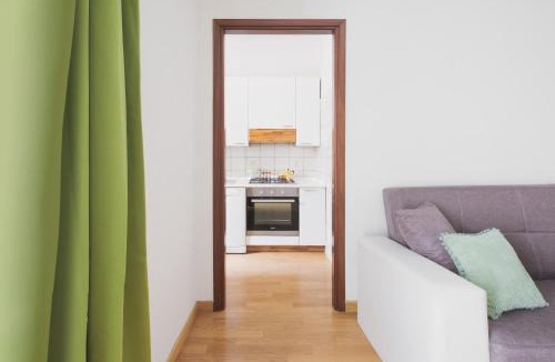 Alba Apartment | 2-Bedroom Apartment in Alba with Free Parking and Air Conditioning