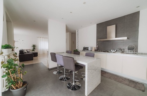Palazzolo Apartment | 2 Bedroom Apartment in Sona