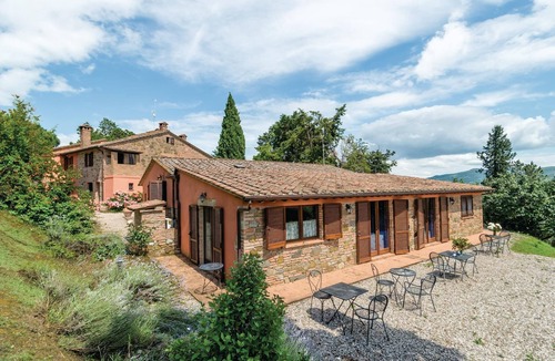 Castiglione del Lago Apartment | 2 bedroom accommodation in Castiglione d.Lago PG