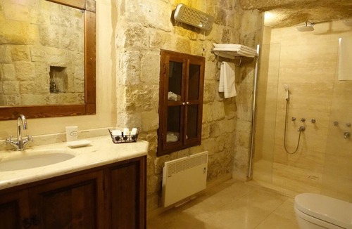 Urgup House | 2-Bedroom Luxury Stone Arch Historical House