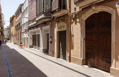 Vilafranca del Penedes Apartment | 200 m² Apartment ∙ 2 bedrooms ∙ 6 guests
