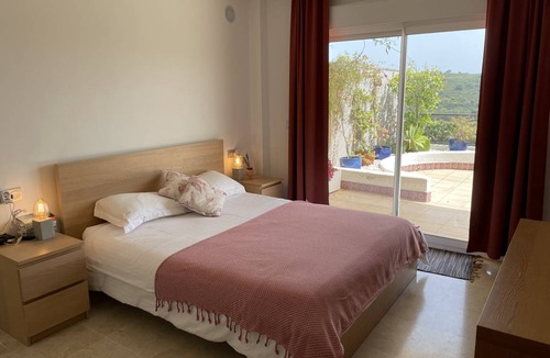 San Roque House | 200 m² House ∙ 3 bedrooms ∙ 8 guests