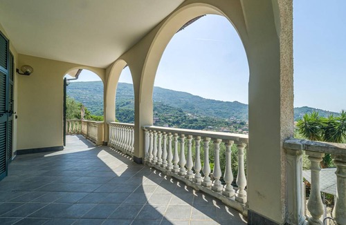Chiavari House | 200 m² House ∙ 5 bedrooms ∙ 10 guests