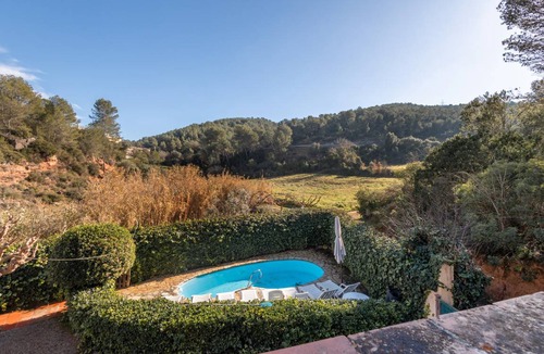 Gelida House | 200 m² House ∙ 5 bedrooms ∙ 14 guests