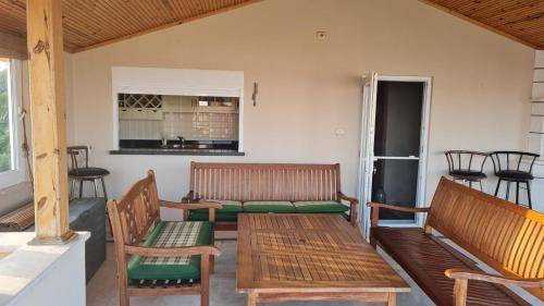 Avsallar Villa | 200 m² Villa ∙ 4 bedrooms ∙ 8 guests