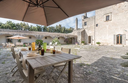 Galatina Villa | 200 m² Villa ∙ 4 bedrooms ∙ 10 guests