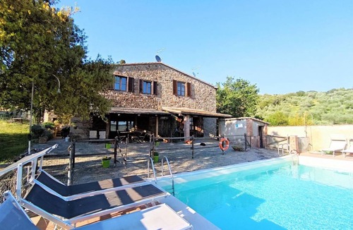 Campagnatico Villa | 200 m² Villa ∙ 6 bedrooms ∙ 12 guests