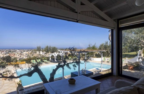 Marsala Villa | 200 m² Villa ∙ 7 bedrooms ∙ 14 guests
