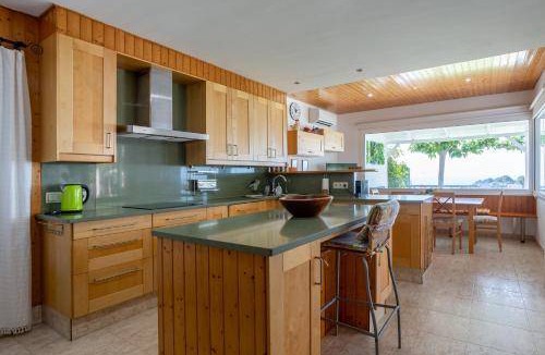 Malgrat de Mar House | 220 m² House ∙ 3 bedrooms ∙ 9 guests