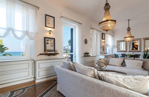 San Felice Circeo Villa | 230 m² Villa ∙ 3 bedrooms ∙ 8 guests