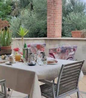 Paestum Bed & Breakfast | 24 m² Bed and breakfast ∙ 3 guests