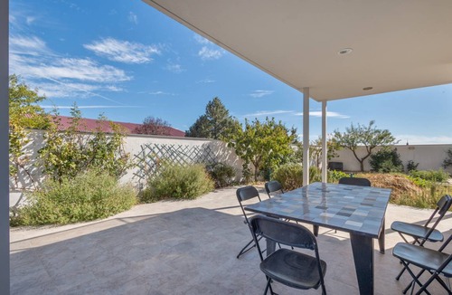 Tornos House | 250 m² House ∙ 5 bedrooms ∙ 15 guests