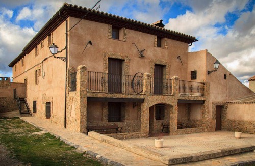 Cella House | 250 m² House ∙ 7 bedrooms ∙ 16 guests