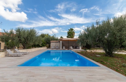 Modica Villa | 250 m² Villa ∙ 4 bedrooms ∙ 7 guests