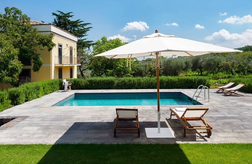 Rovittello Villa | 250 m² Villa ∙ 5 bedrooms ∙ 10 guests
