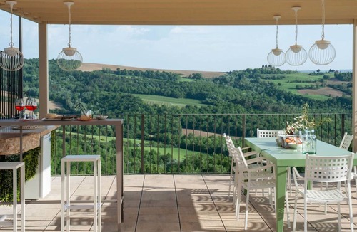 Loreto Villa | 250 m² Villa ∙ 6 bedrooms ∙ 16 guests