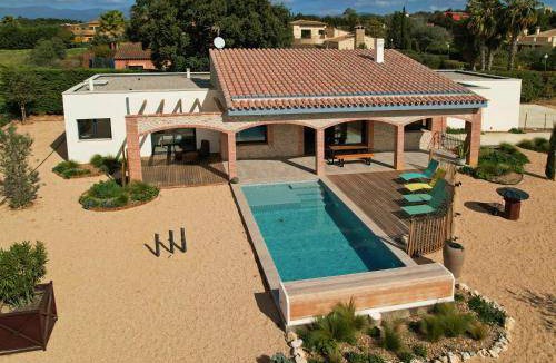 Perelada Villa | 258 m² Villa ∙ 4 bedrooms ∙ 8 guests
