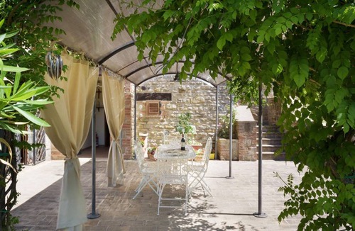 Valfabbrica Villa | 270 m² Villa ∙ 6 bedrooms ∙ 12 guests