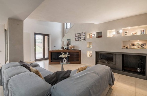 Velletri House | 275 m² House ∙ 4 bedrooms ∙ 10 guests