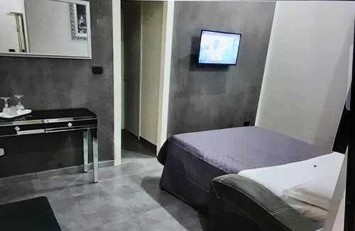 Bagnoli Bed & Breakfast | 3 bedroom bed & breakfast in naples