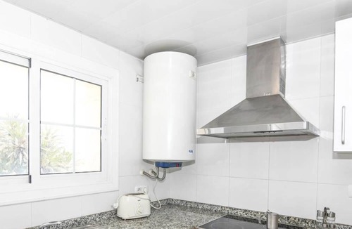 Sant Salvador Apartment | 3-bedroom flat on the beachfront, in Sant Salvador