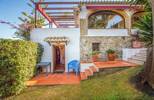 Trencall House | 3 bedroom pet friendly home in Trencall