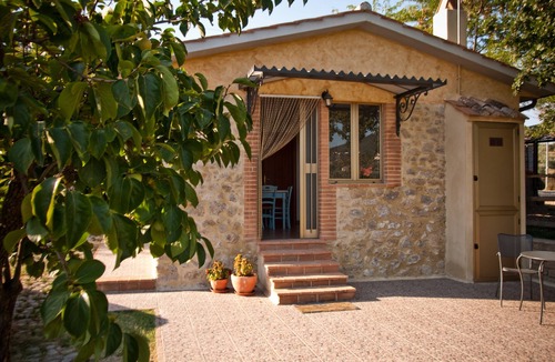 Montecchio Apartment | 3 cozy vacation apartments, to rent individually or as a family/friends