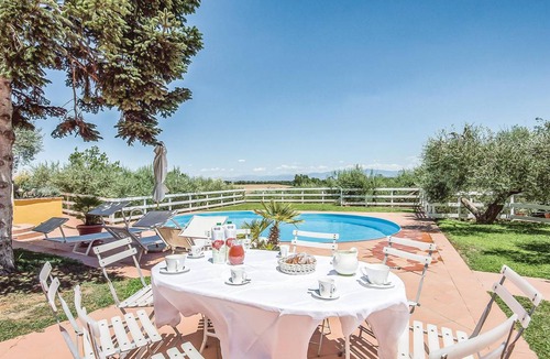 Zona LIV La Giustiniana House | 300 m² House ∙ 3 bedrooms ∙ 9 guests
