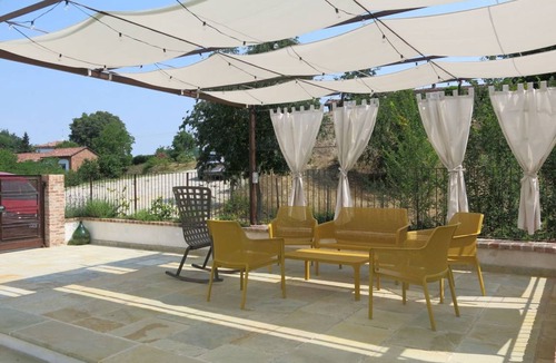 Portacomaro Villa | 300 m² Villa ∙ 5 bedrooms ∙ 10 guests