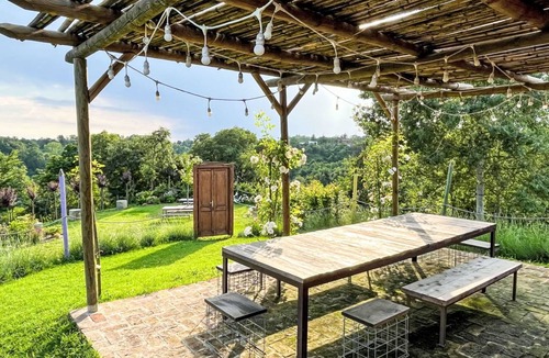 Portacomaro Villa | 300 m² Villa ∙ 5 bedrooms ∙ 10 guests