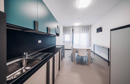 Lingotto Other | 3000 m² Shared room ∙ 1 bedroom ∙ 1 guest
